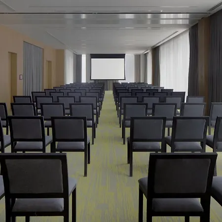 Holiday Inn Dubai Business Bay By Ihg-3